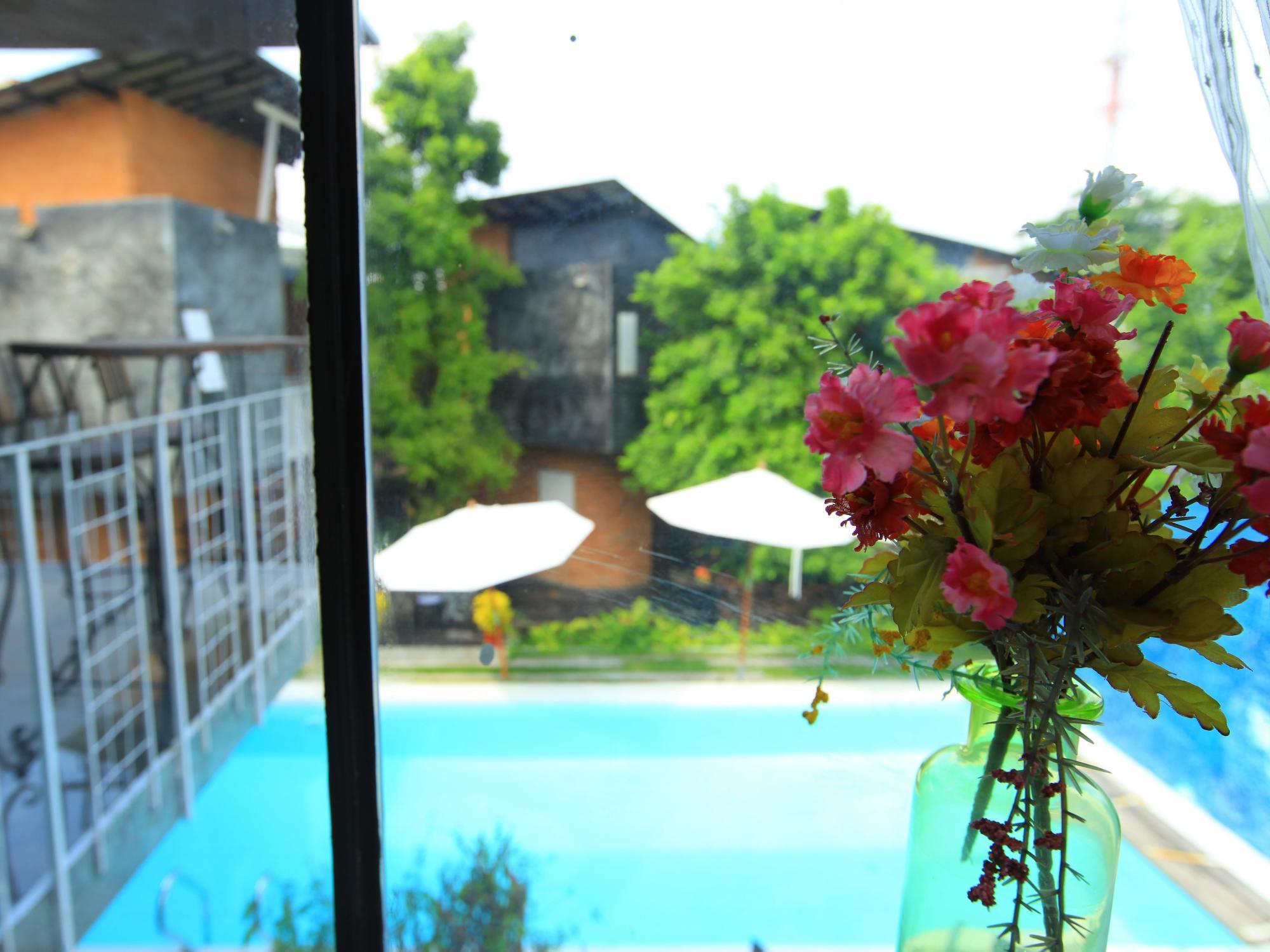 Hy Resort Chonburi Exterior foto