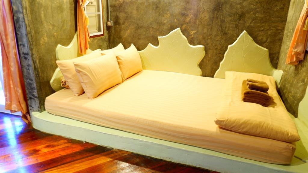 Hy Resort Chonburi Zimmer foto